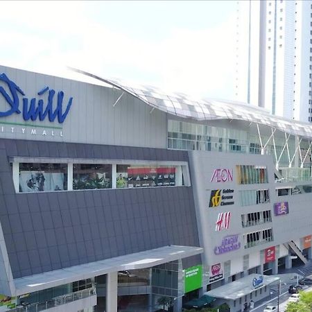 #211 M101 Dang Wangi Klcc View Pool By Livin Apartment กัวลาลัมเปอร์ ภายนอก รูปภาพ
