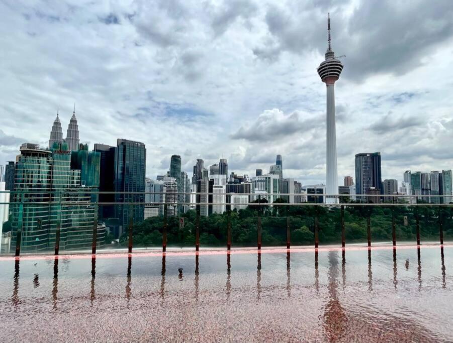#211 M101 Dang Wangi Klcc View Pool By Livin Apartment กัวลาลัมเปอร์ ภายนอก รูปภาพ